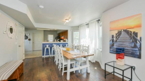 Sunset Beach House 3 Bedrooms 2 Bathrooms